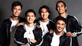 菲律賓BL劇《搖滾男孩戀習曲》男子天團練舞練到擦槍走火迸出愛苗！（圖／ GagaOOLala提供）