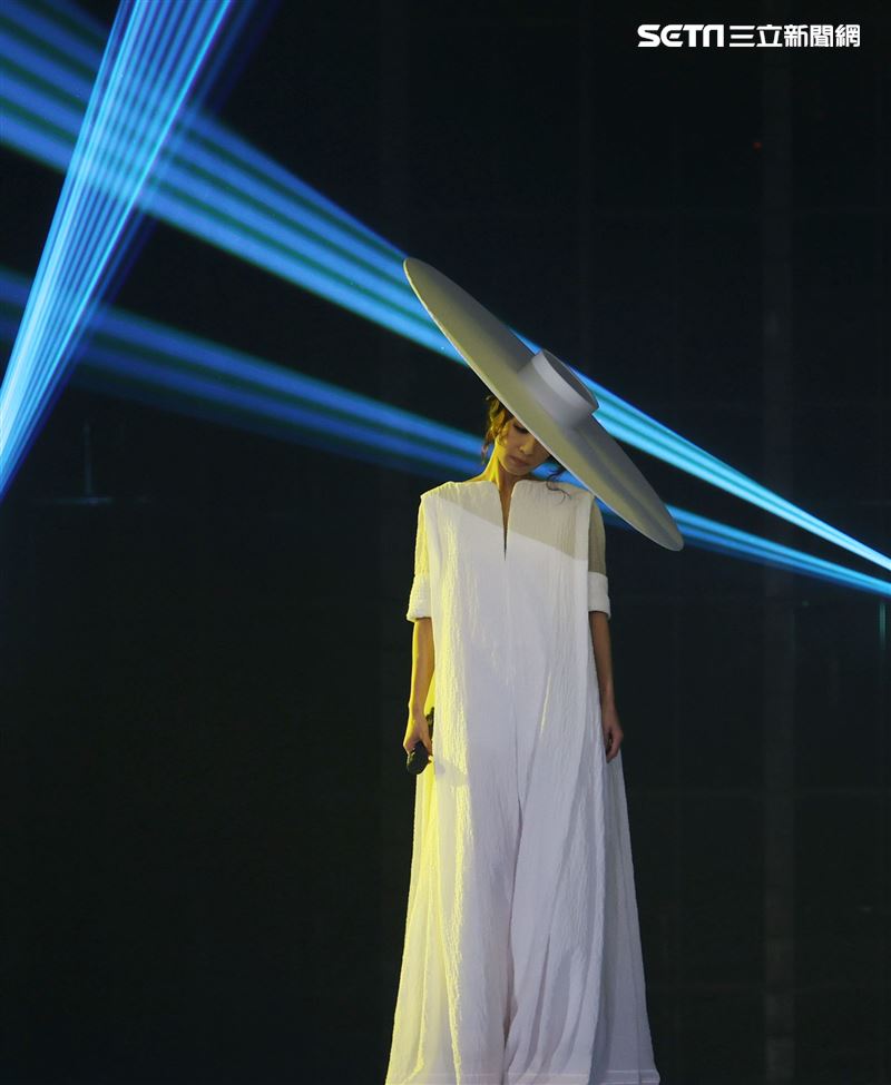 田馥甄Hebe巡迴演唱會台北小巨蛋開唱。（記者邱榮吉/攝影）