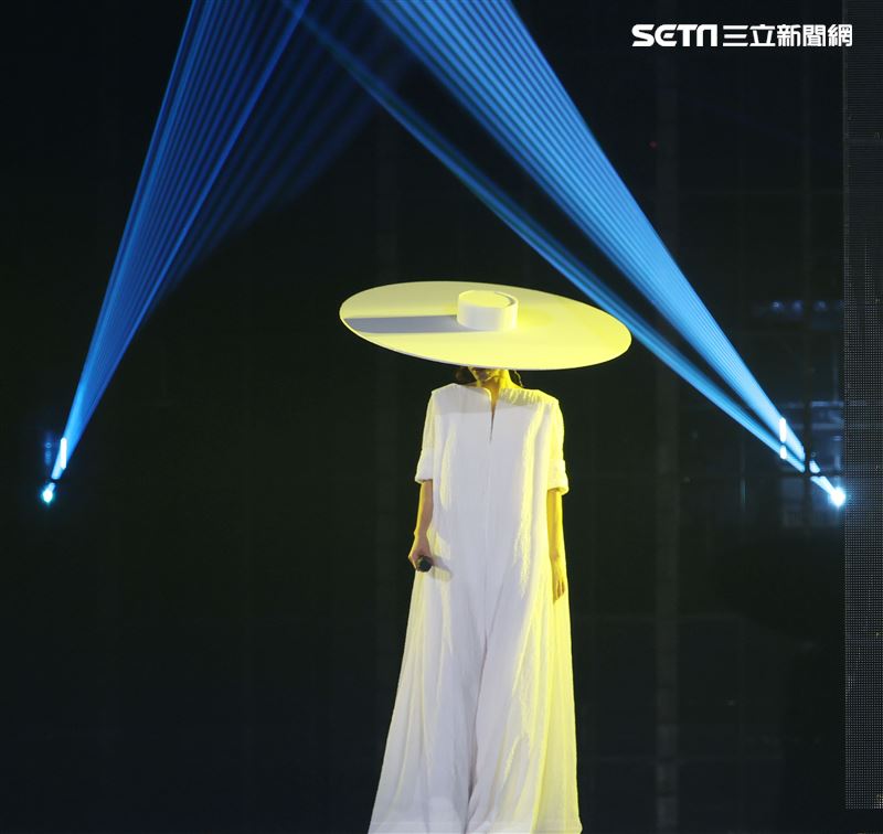 田馥甄Hebe巡迴演唱會台北小巨蛋開唱。（記者邱榮吉/攝影）