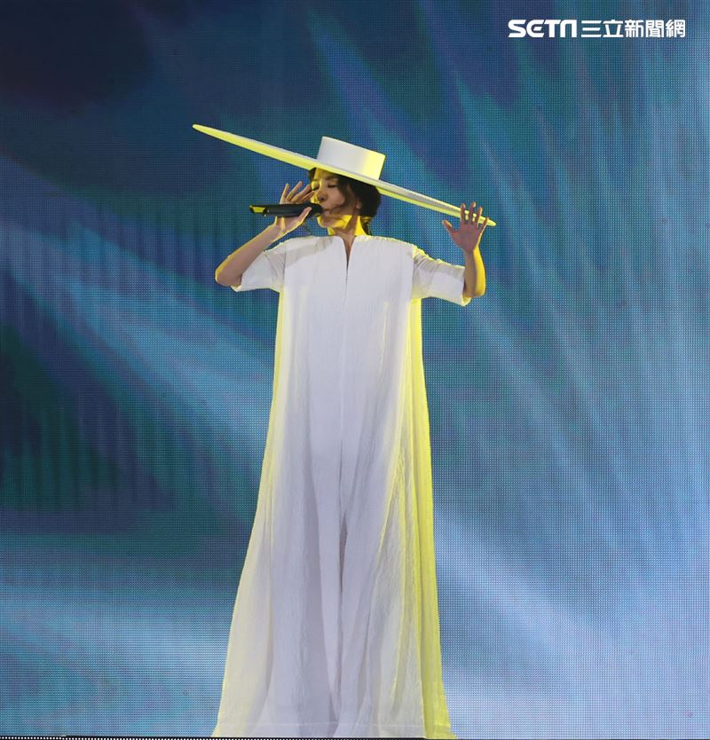 田馥甄Hebe巡迴演唱會台北小巨蛋開唱。（記者邱榮吉/攝影）
