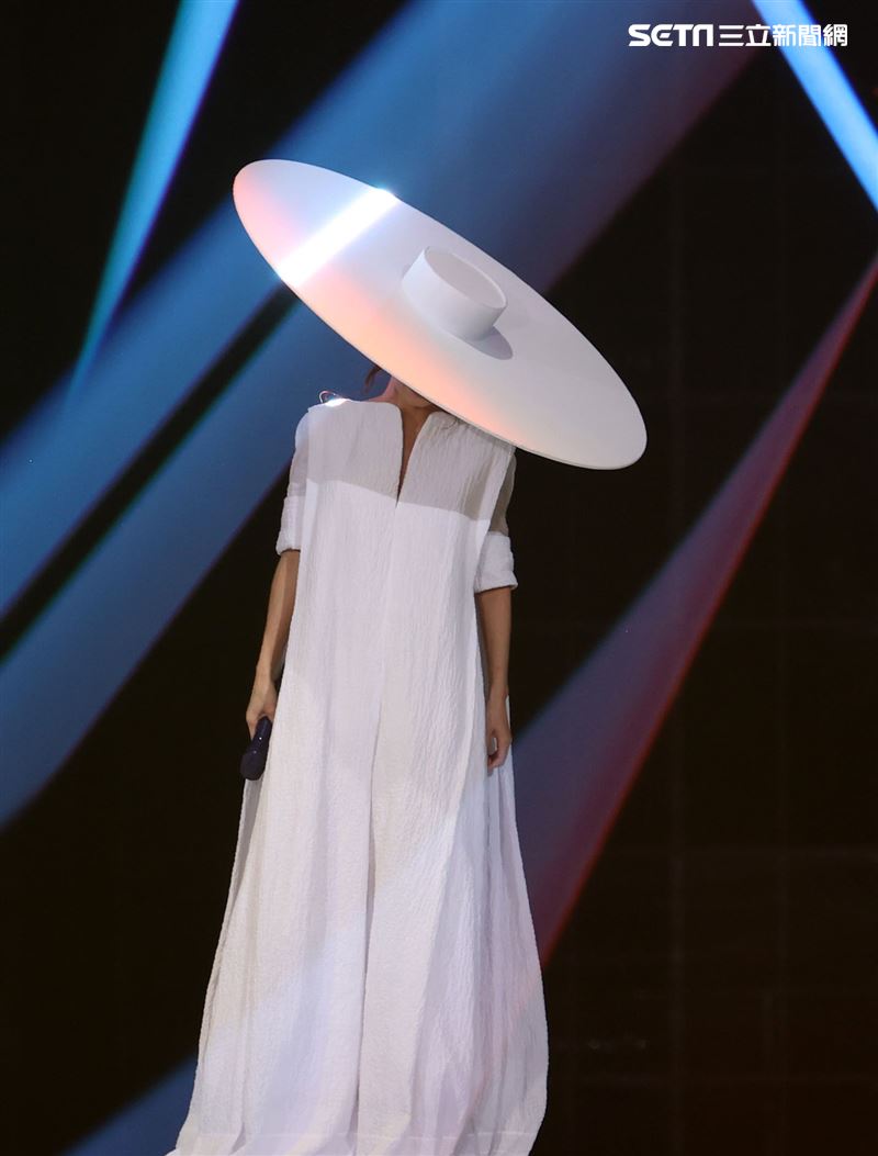 田馥甄Hebe巡迴演唱會台北小巨蛋開唱。（記者邱榮吉/攝影）