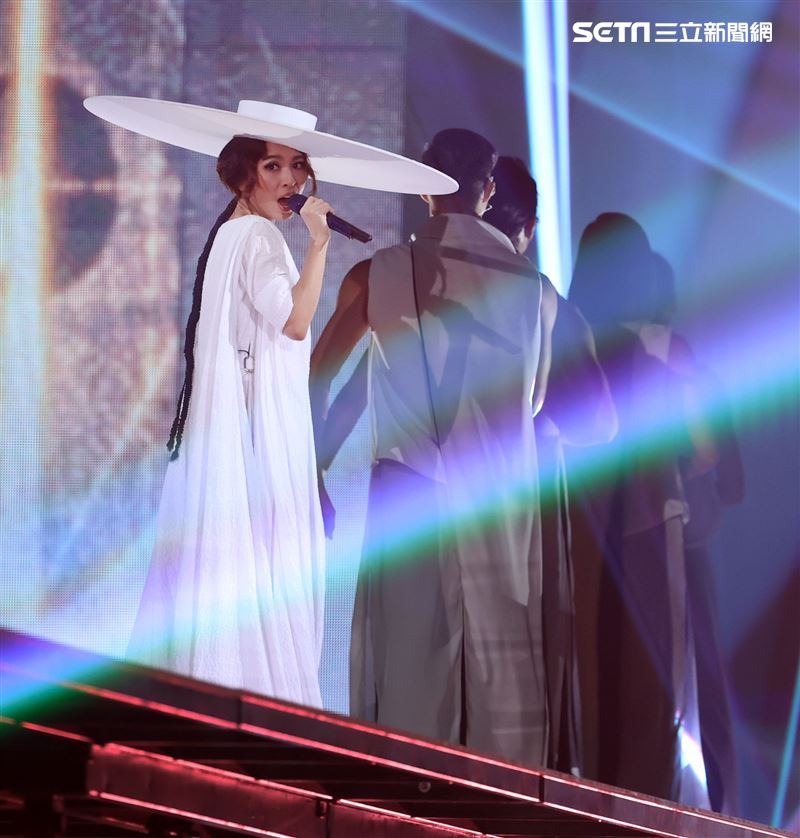 田馥甄Hebe巡迴演唱會台北小巨蛋開唱。（記者邱榮吉/攝影）