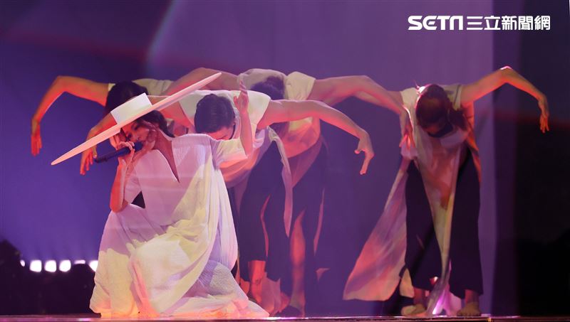 田馥甄Hebe巡迴演唱會台北小巨蛋開唱。（記者邱榮吉/攝影）