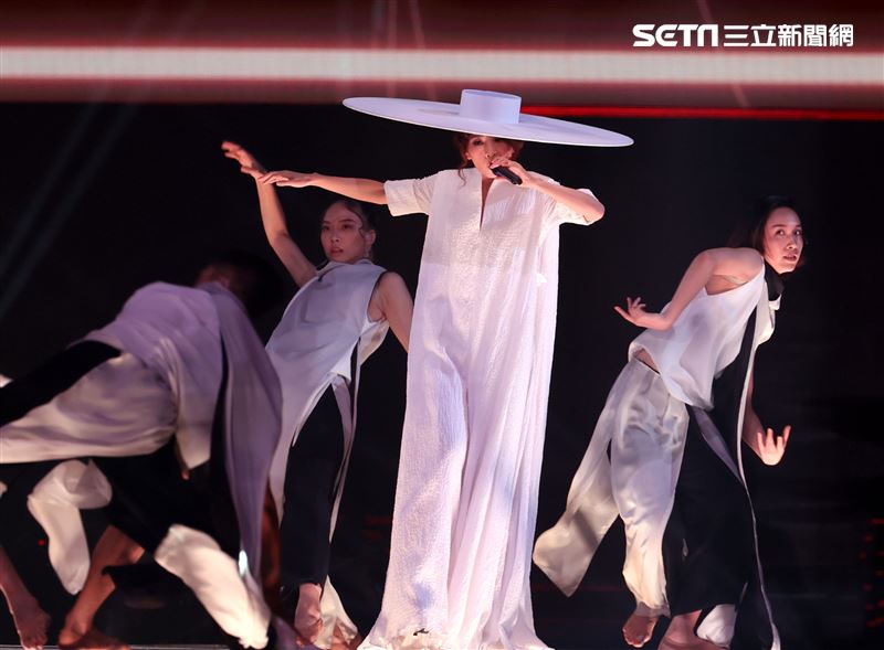 田馥甄Hebe巡迴演唱會台北小巨蛋開唱。（記者邱榮吉/攝影）