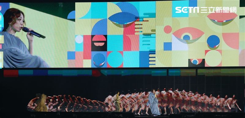 田馥甄Hebe巡迴演唱會台北小巨蛋開唱。（記者邱榮吉/攝影）