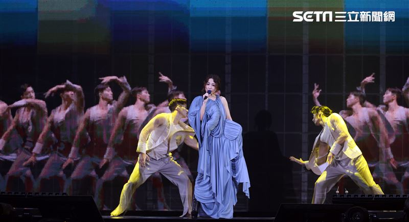 田馥甄Hebe巡迴演唱會台北小巨蛋開唱。（記者邱榮吉/攝影）