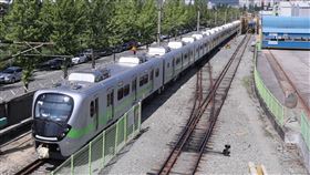 EMU900型通勤電聯車（台鐵局提供）