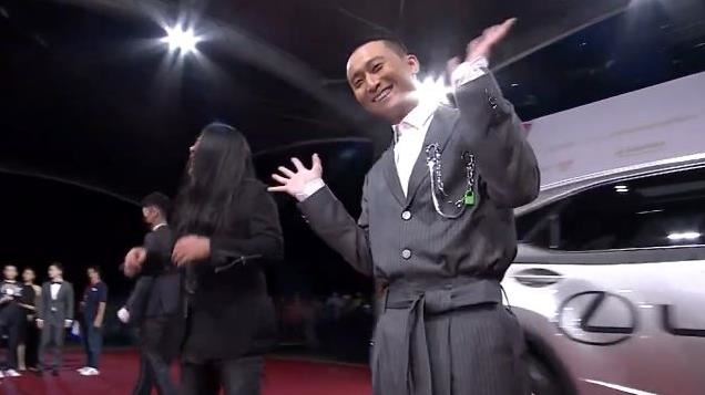 也叫阿翔？浩子金鐘紅毯曝光新搭擋