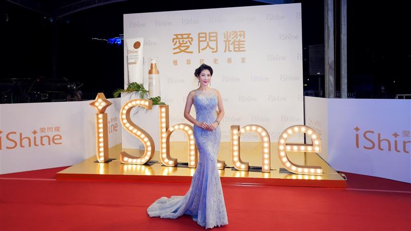 55屆金鐘獎登場！星光大道暗藏嬌點