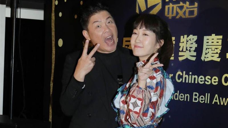 網友罵不會控時　曾國城典禮直接自宮