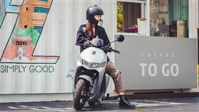 ▲宏佳騰智慧電車前進校園辦理安全駕駛講座。（圖／宏佳騰提供）