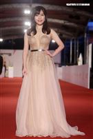 第55屆金鐘獎星光大道明星爭豔蔡尚樺。（記者邱榮吉、林聖凱/攝影）