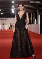 第55屆金鐘獎星光大道明星爭豔袁艾菲。（記者邱榮吉、林聖凱/攝影）