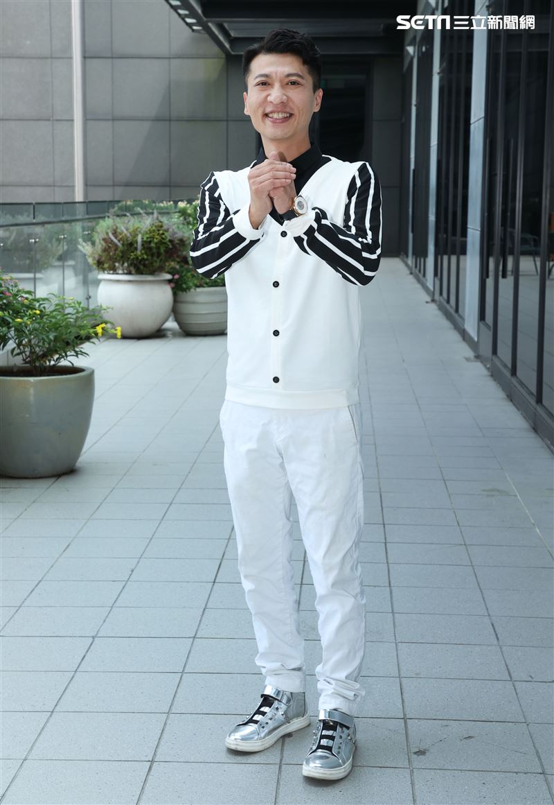 方順吉三立新聞網專訪專訪。（記者邱榮吉/攝影）