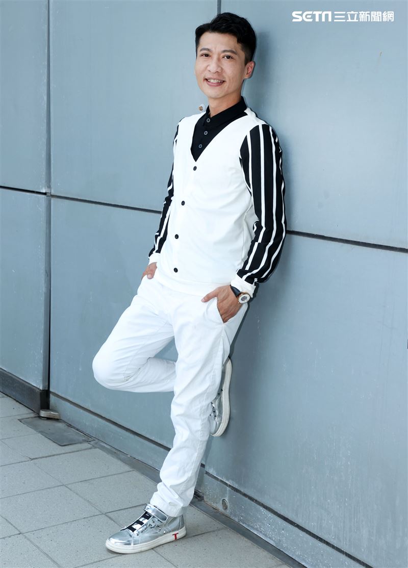 方順吉三立新聞網專訪專訪。（記者邱榮吉/攝影）