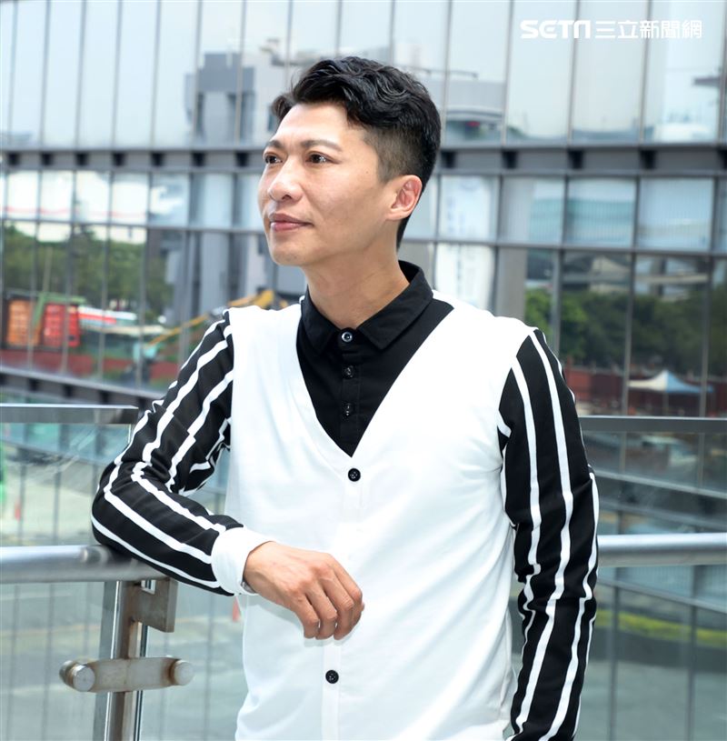 方順吉三立新聞網專訪專訪。（記者邱榮吉/攝影）