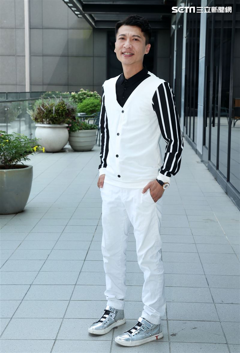 方順吉三立新聞網專訪專訪。（記者邱榮吉/攝影）