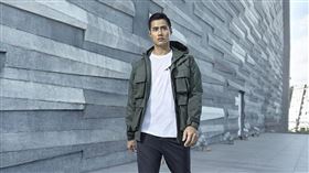 陳偉殷代言新品外套。（圖／品牌提供）