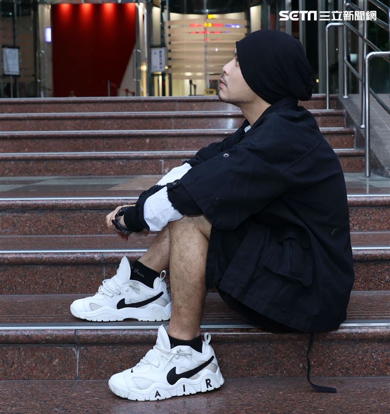 黃明志三立新聞網專訪。（記者邱榮吉/攝影）