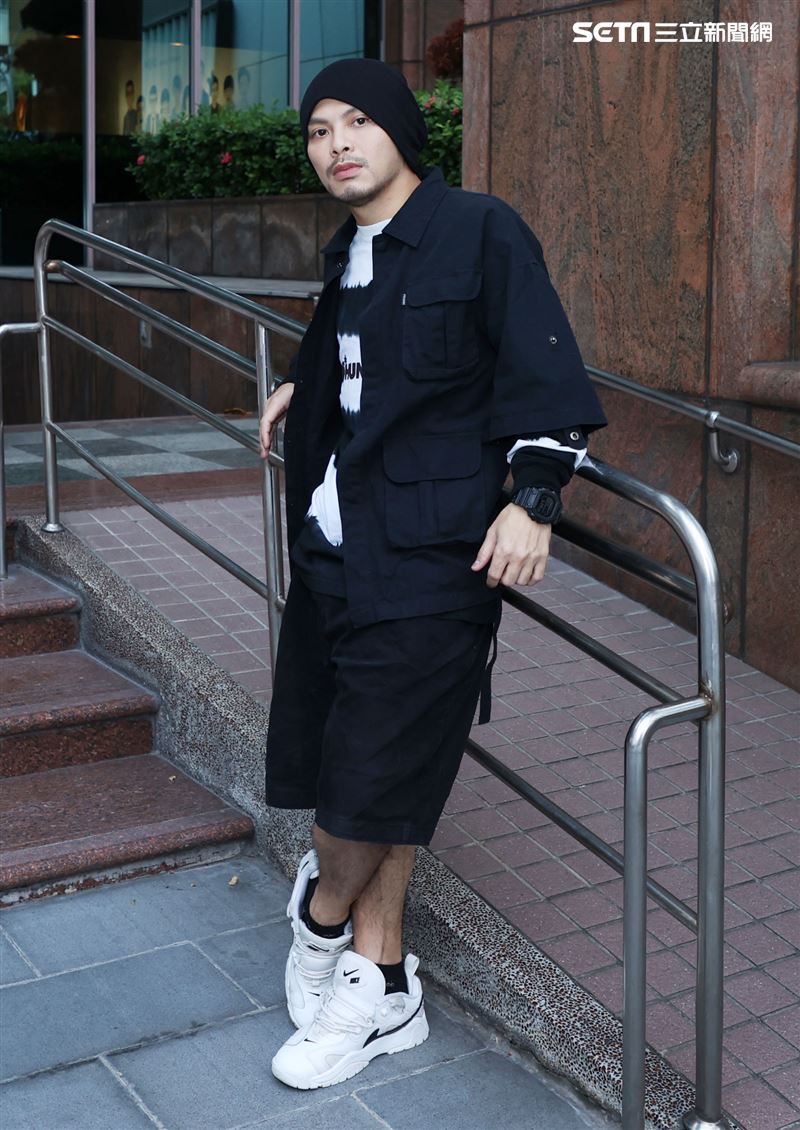 黃明志三立新聞網專訪。（記者邱榮吉/攝影）