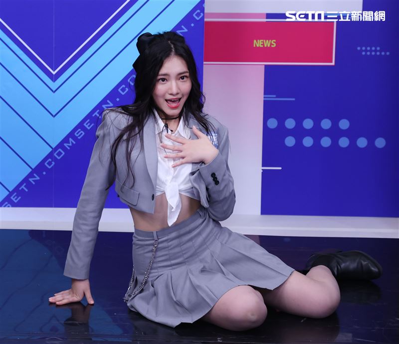 per6ix安安大明星(唱片宣傳)。（記者邱榮吉/攝影）