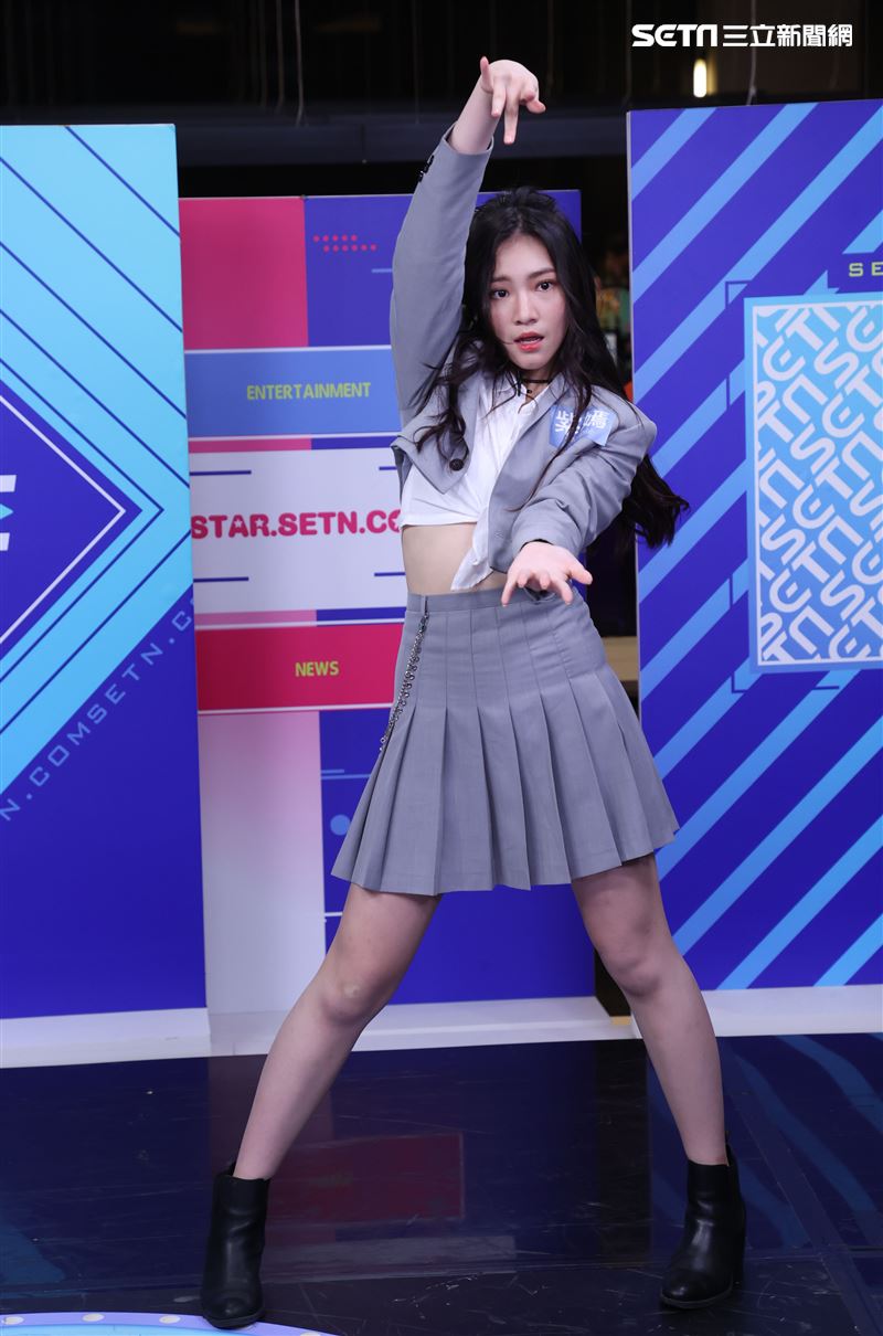 per6ix安安大明星(唱片宣傳)。（記者邱榮吉/攝影）