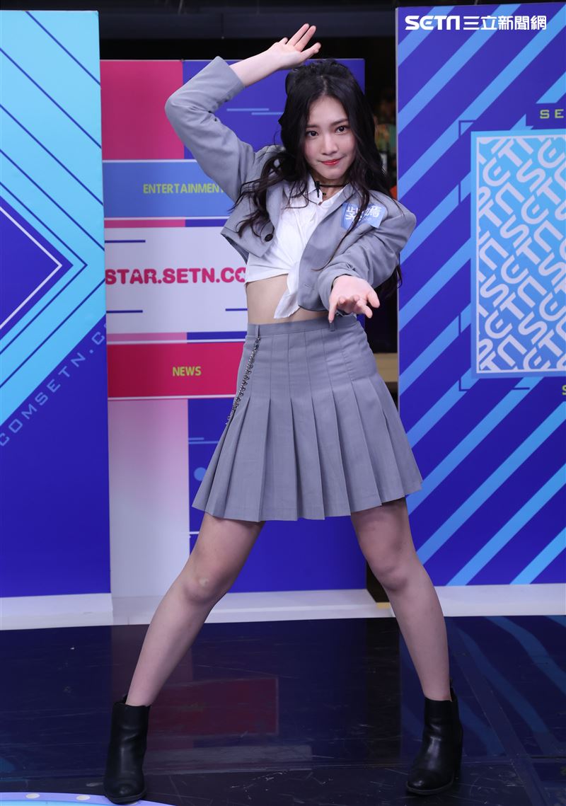 per6ix安安大明星(唱片宣傳)。（記者邱榮吉/攝影）