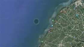 地圖驚見「新竹外海神秘沙洲」　釣出幻象飛官揭密（圖／翻攝Google Maps）