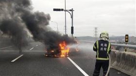 火燒車,桃園,機場系統,五楊高架(圖／翻攝畫面)
