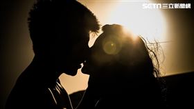 ▲為愛慘遭詐騙（示意圖）（圖／Pixabay）