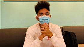 ▲劉致榮「雞冠投」。（圖／翻攝自劉致榮粉絲團）