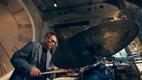 鼓王黃瑞豐獲金曲獎特別貢獻獎第31屆金曲獎特別貢獻獎將頒發給「台灣鼓王」黃瑞豐，文總「匠人魂」也拍攝「海上的人」影片，記錄黃瑞豐生涯向他致敬。（文化總會提供）中央社記者鄭景雯傳真　109年9月29日