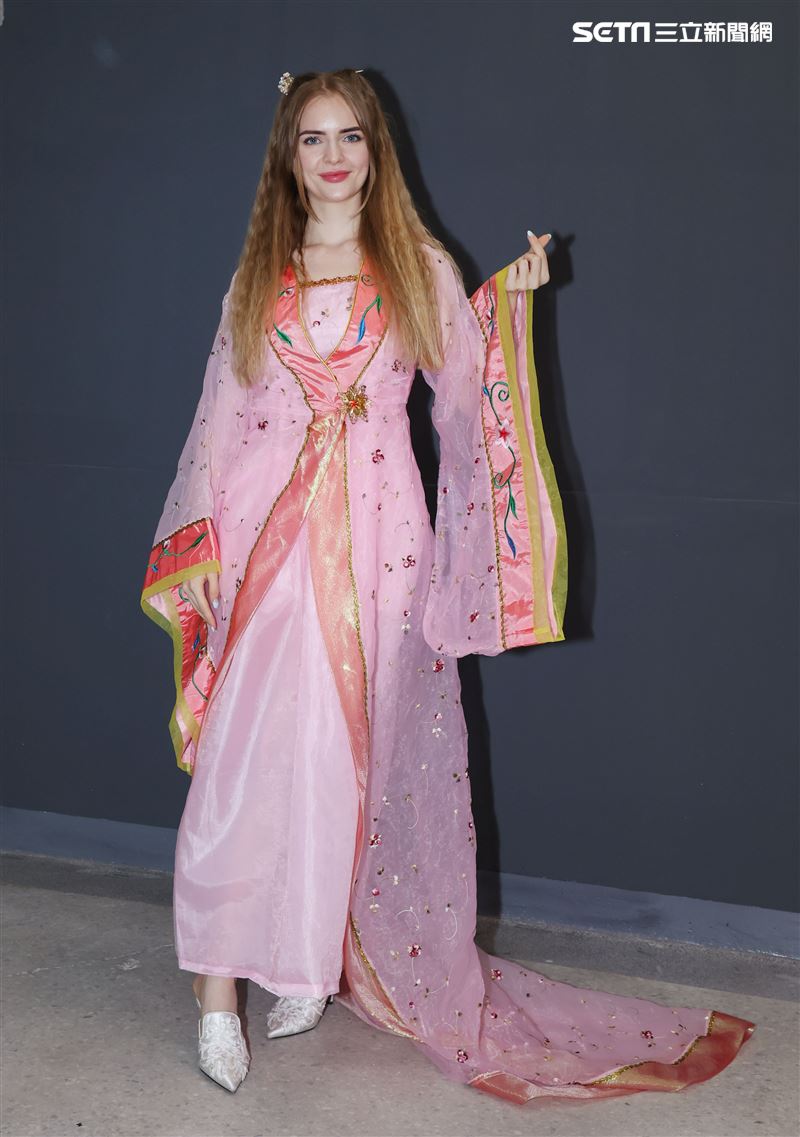 歌壇新人「宋蕊安」出席公益活動。（記者邱榮吉/攝影）