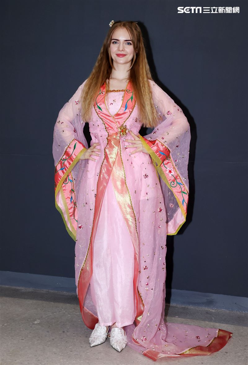 歌壇新人「宋蕊安」出席公益活動。（記者邱榮吉/攝影）