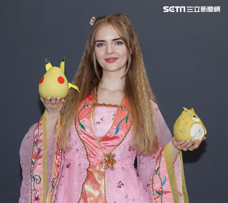 歌壇新人「宋蕊安」出席公益活動。（記者邱榮吉/攝影）