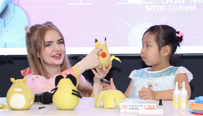 歌壇新人「宋蕊安」出席公益活動。（記者邱榮吉/攝影）