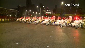 國慶三軍儀隊雨中預演　憲兵重機登場