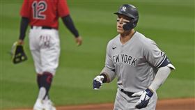 ▲賈吉（Aaron Judge）季後賽首打席敲2分砲。（圖／美聯社／達志影像）