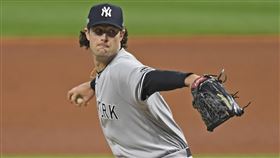 ▲柯爾（Gerrit Cole）披上洋基球衣季後賽首戰，7局13K奪勝。（圖／美聯社／達志影像）