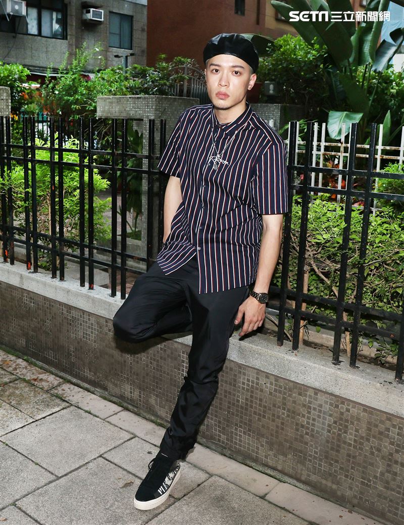 j.sheon三立新聞網專訪。（記者邱榮吉/攝影）