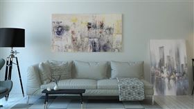 因應家庭人口「減量」未來趨勢，房地產2房、2+1房格局成為主流（圖／pxhere）