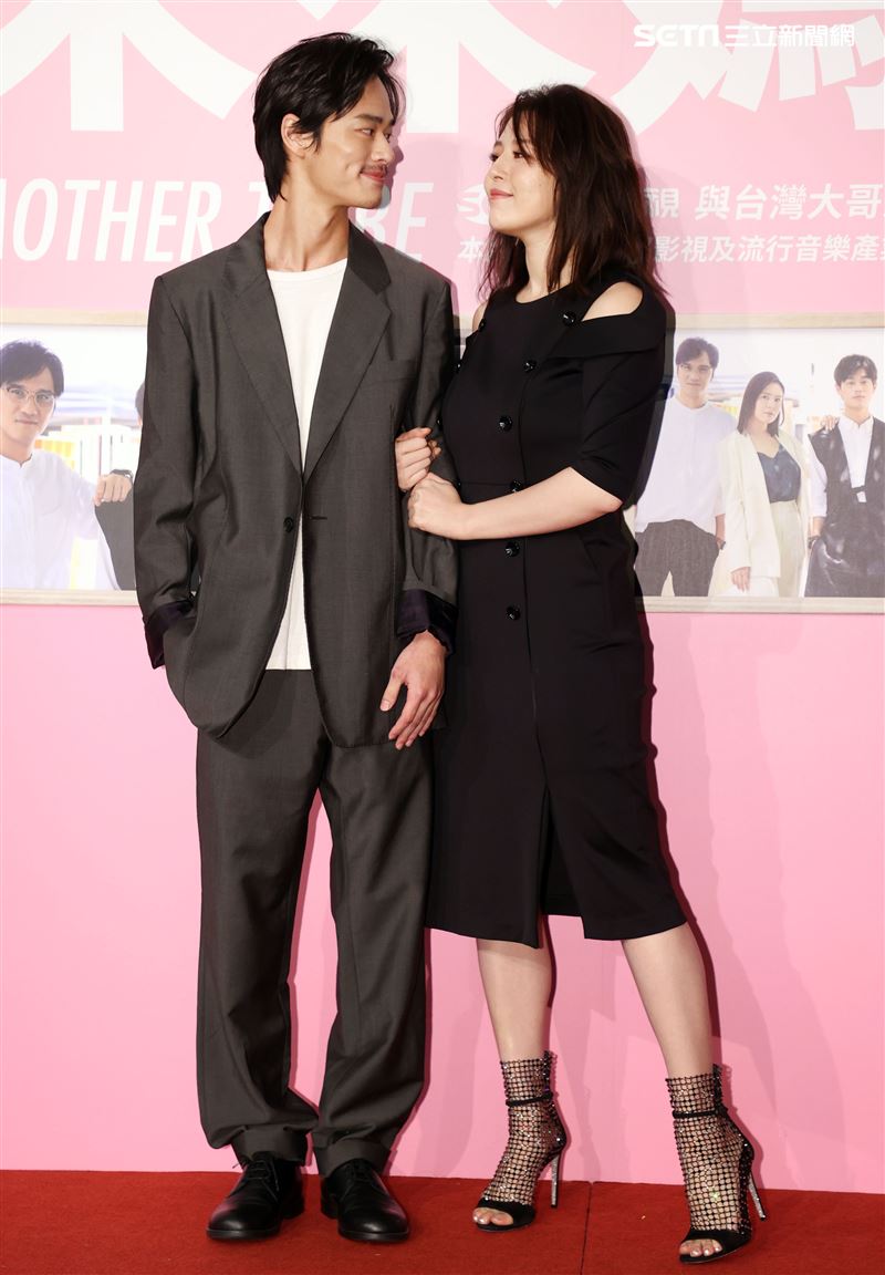 劉品言、夏騰宏出席「未來媽媽」第三波卡司發布會。（記者邱榮吉/攝影）