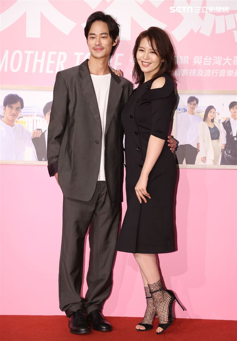 劉品言、夏騰宏出席「未來媽媽」第三波卡司發布會。（記者邱榮吉/攝影）