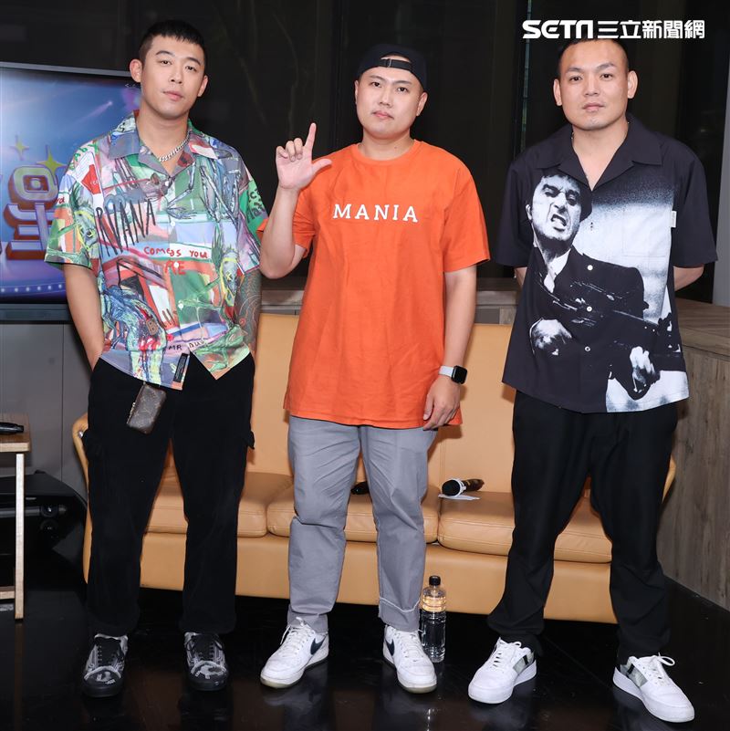 玖壹壹安安大明星唱片宣傳。（記者邱榮吉/攝影）