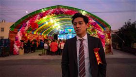 鄭人碩、同學麥娜絲。（金馬執委會提供