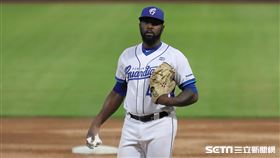 ▲富邦悍將先發投手索沙。（圖／記者劉彥池攝影）