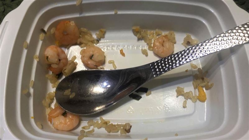 童吃蝦仁炒飯1習慣氣瘋母　網卻狂讚