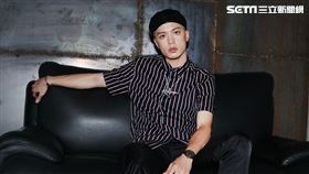 j.sheon三立新聞網專訪。（記者邱榮吉/攝影）