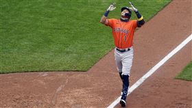 ▲柯瑞亞（Carlos Correa）7局上敲出超前轟。（圖／美聯社／達志影像）