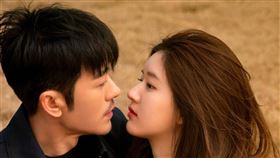 趙露思,林雨申。翻攝自WeTV官微